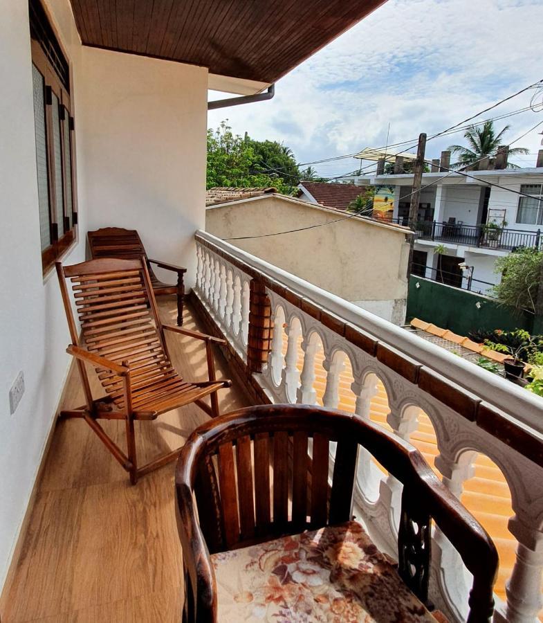 Guesthouse Kind And Love Hikkaduwa Buitenkant foto