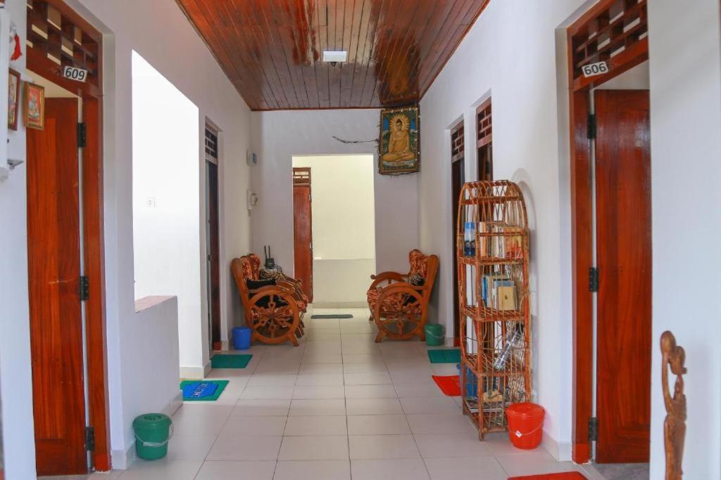 Guesthouse Kind And Love Hikkaduwa Buitenkant foto
